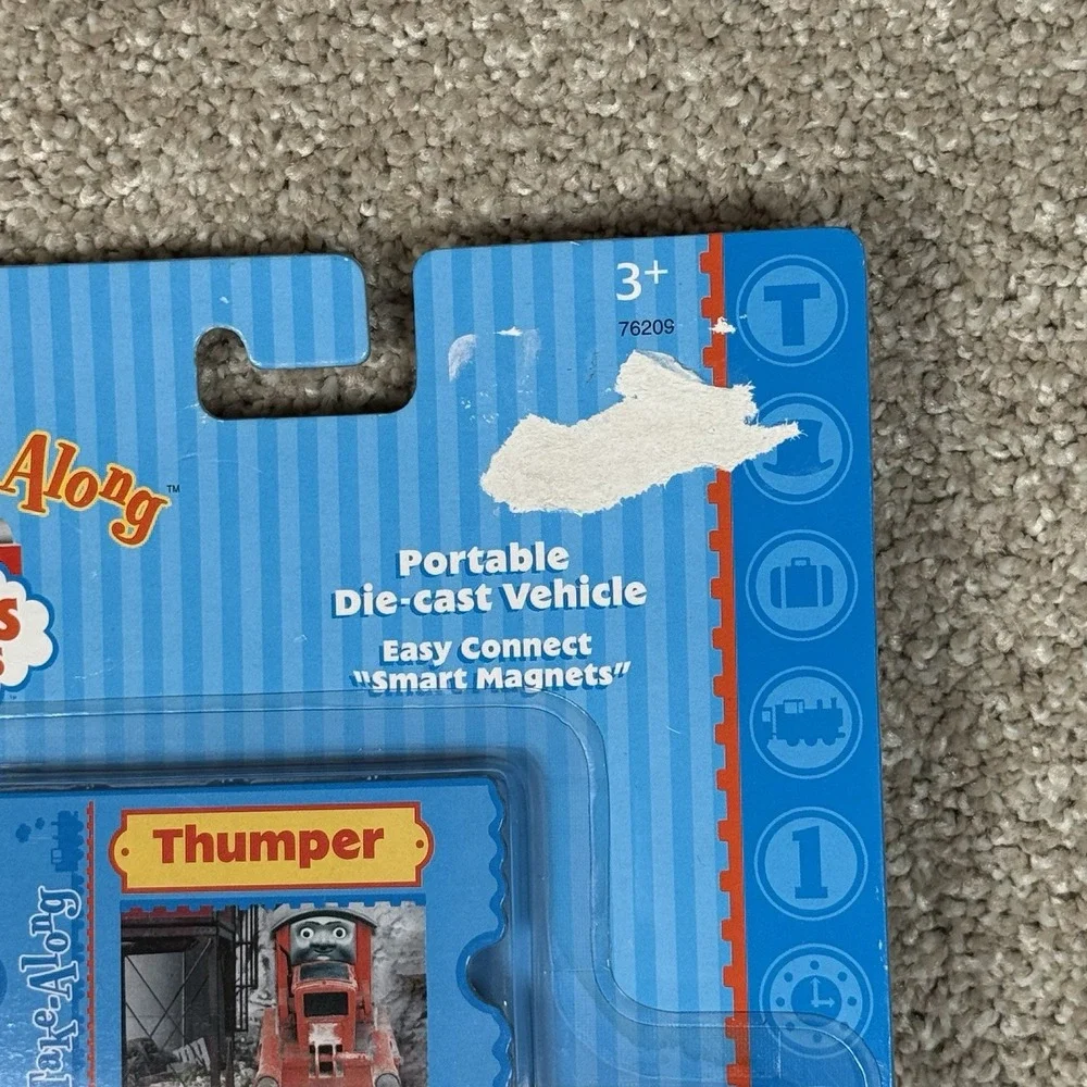 Thomas & Friends Take Along Thumper Red Die Cast Train Collector Card 2003 NEW